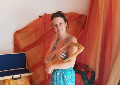 Eline Pont artiste dévouée aux enfants